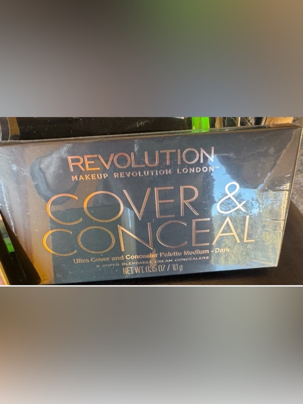 Revolution Makeup Bundle W/ Clear Makeup Case-Concealer/Highlighter/Cream - Picture 3 of 14